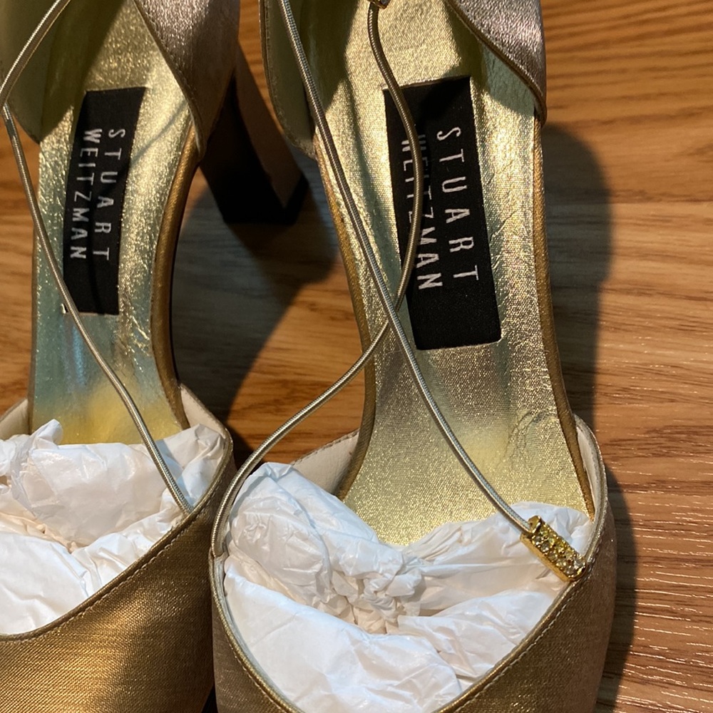 Stuart Weitzman Gold Closed Toe Heel - image 4